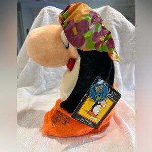 Vintage Dakin Opus stuffed animal penguin Holiday hotel w/towel & shower cap